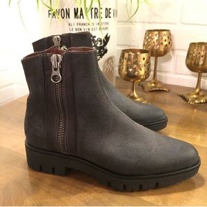 Eric Michael distressed boots